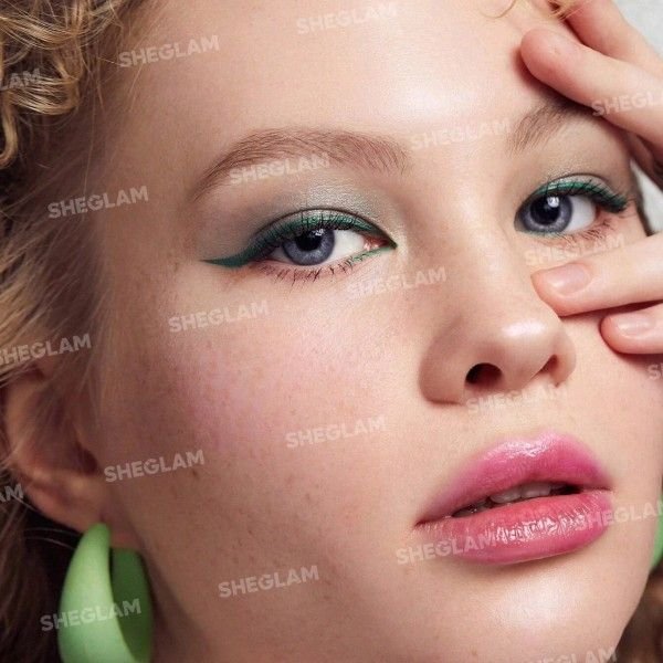  BEAUTÉNIUM Eyeliner Liquid Color Rush